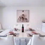 Residenza Vivian Deluxe Apartman Locarno