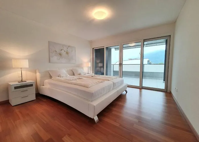 Residenza Vivian Deluxe * Локарно