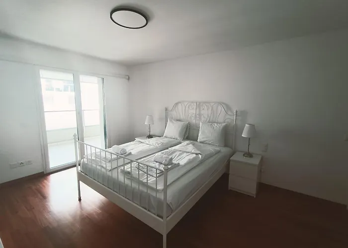 Residenza Vivian Deluxe * Локарно