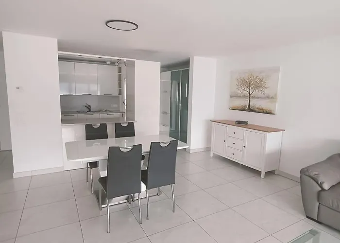 Residenza Vivian Deluxe Апартаменты Локарно